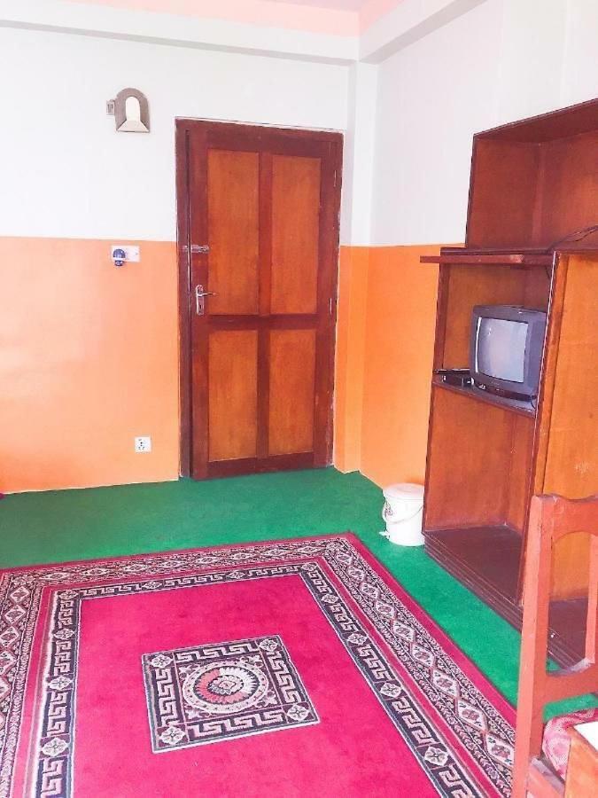 Hotel Mount Heaven Pokhara Luaran gambar