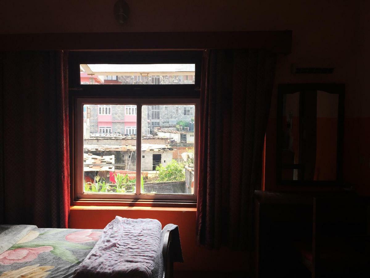 Hotel Mount Heaven Pokhara Luaran gambar